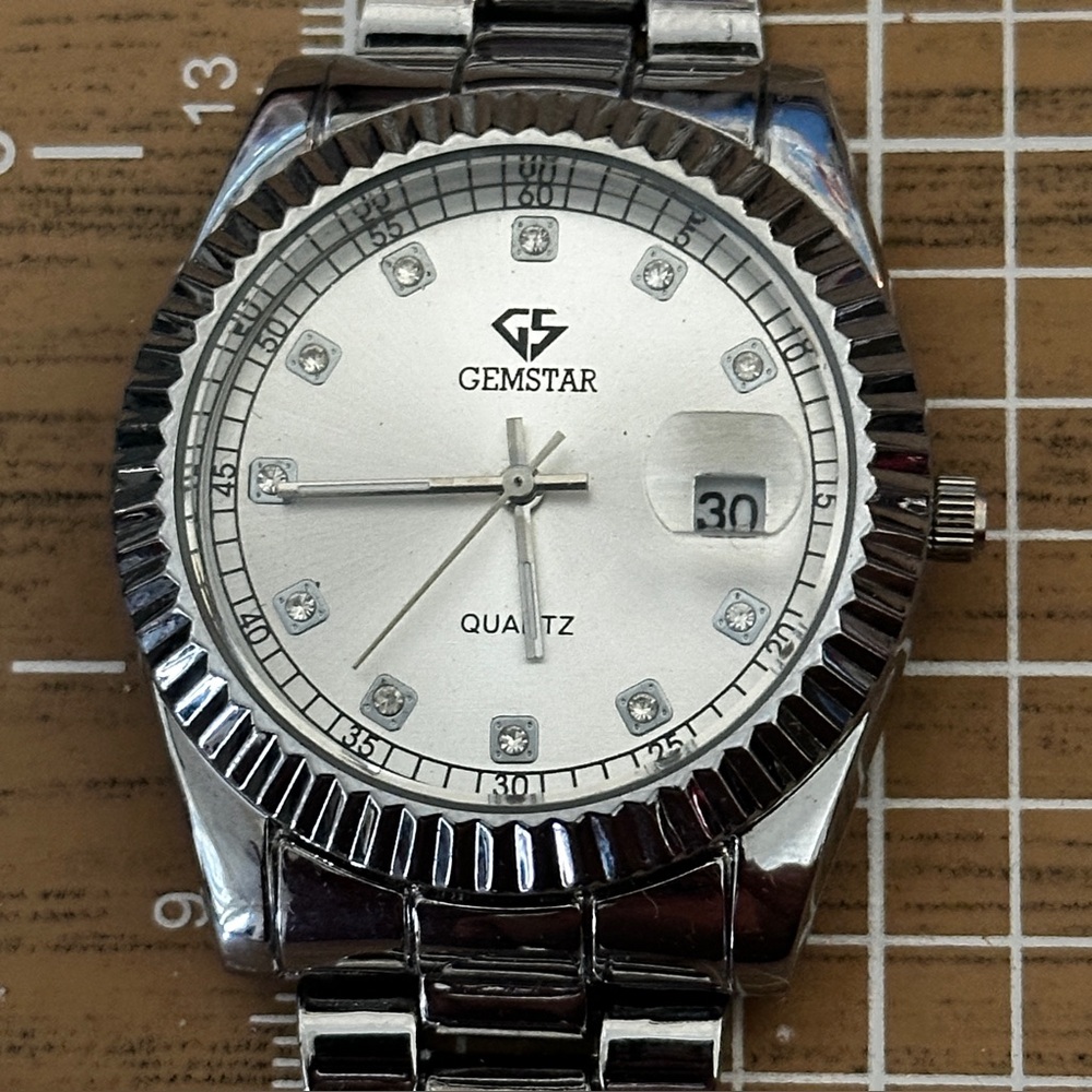 Stainless Steel Quartz Gemstar Watch with silver Crystal Dial link chain NWOT